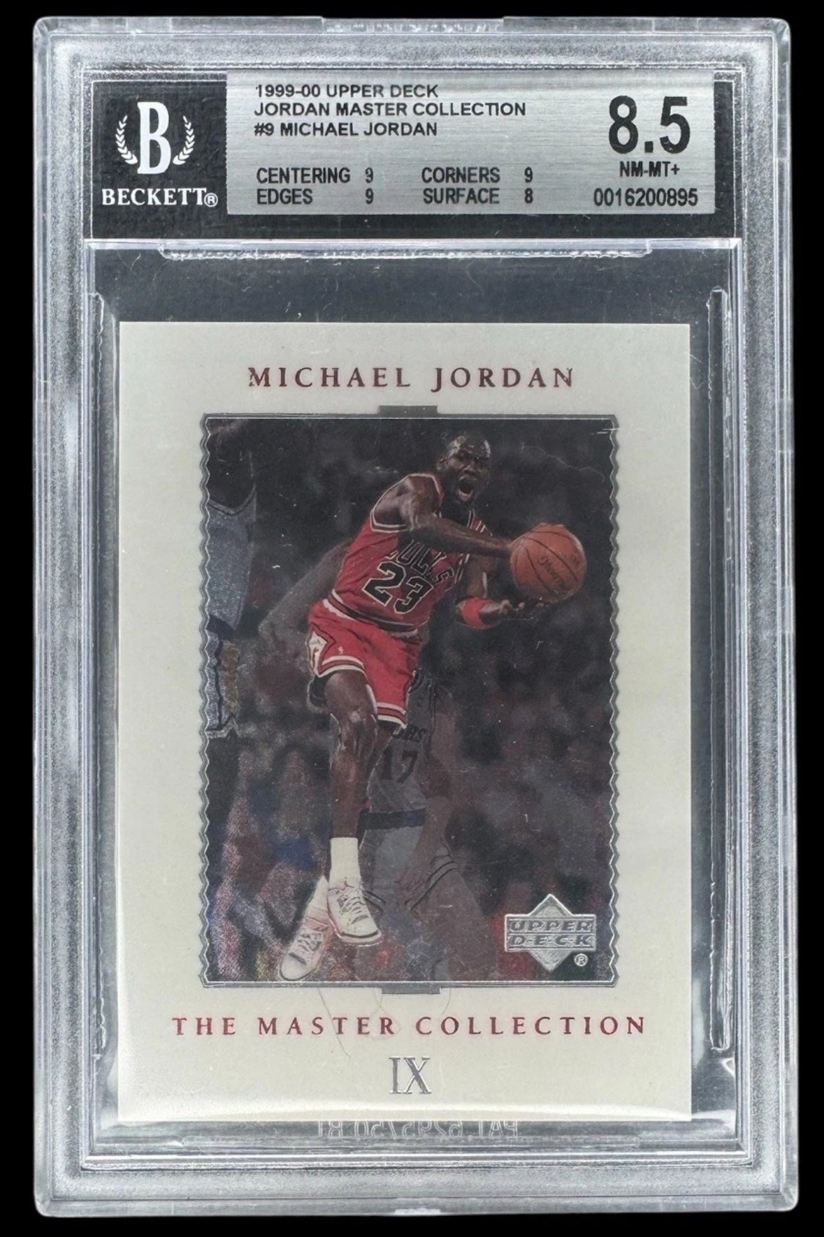 1999-00 UPPER DECK MJ MASTER COLL Michael Jordan #9 #/500 BULLS BGS 8.5
