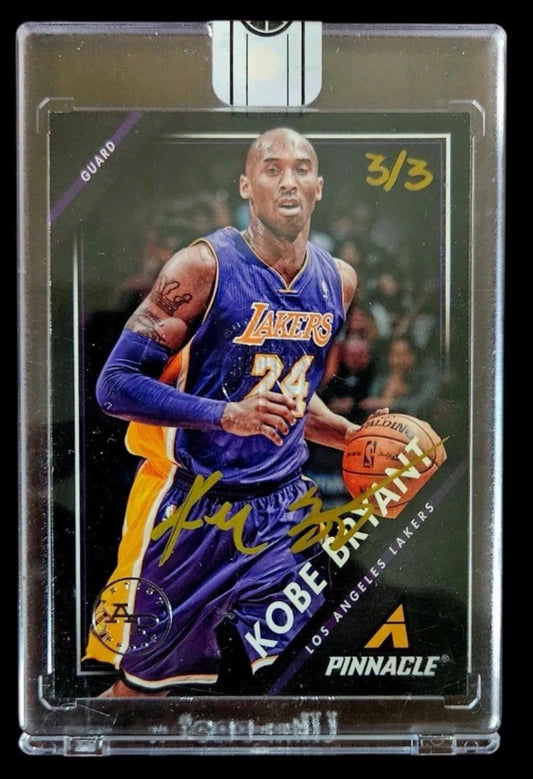2013-14 Panini Pinnacle 2015 Replay Buyback Kobe Bryant Auto Gold Ink #/3